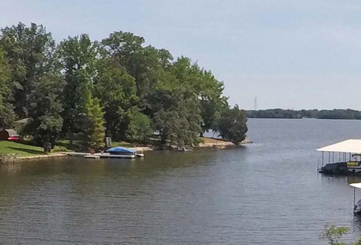 panoramic shot of Lake Springfield in Springfield, IL