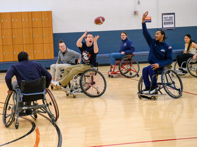 Wheelchair athletes lead Illinois’ first Adaptive Rec Day, inviting ...